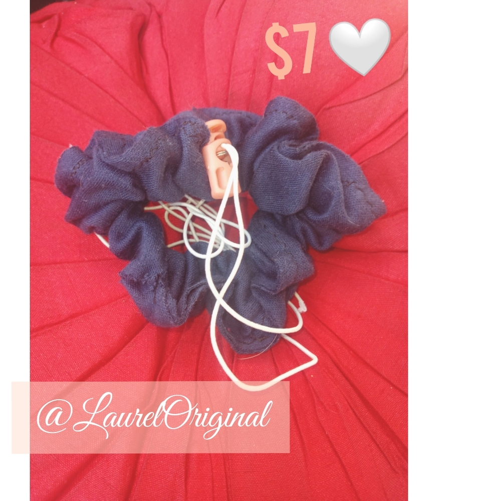 1 navy blue draw string hair tie